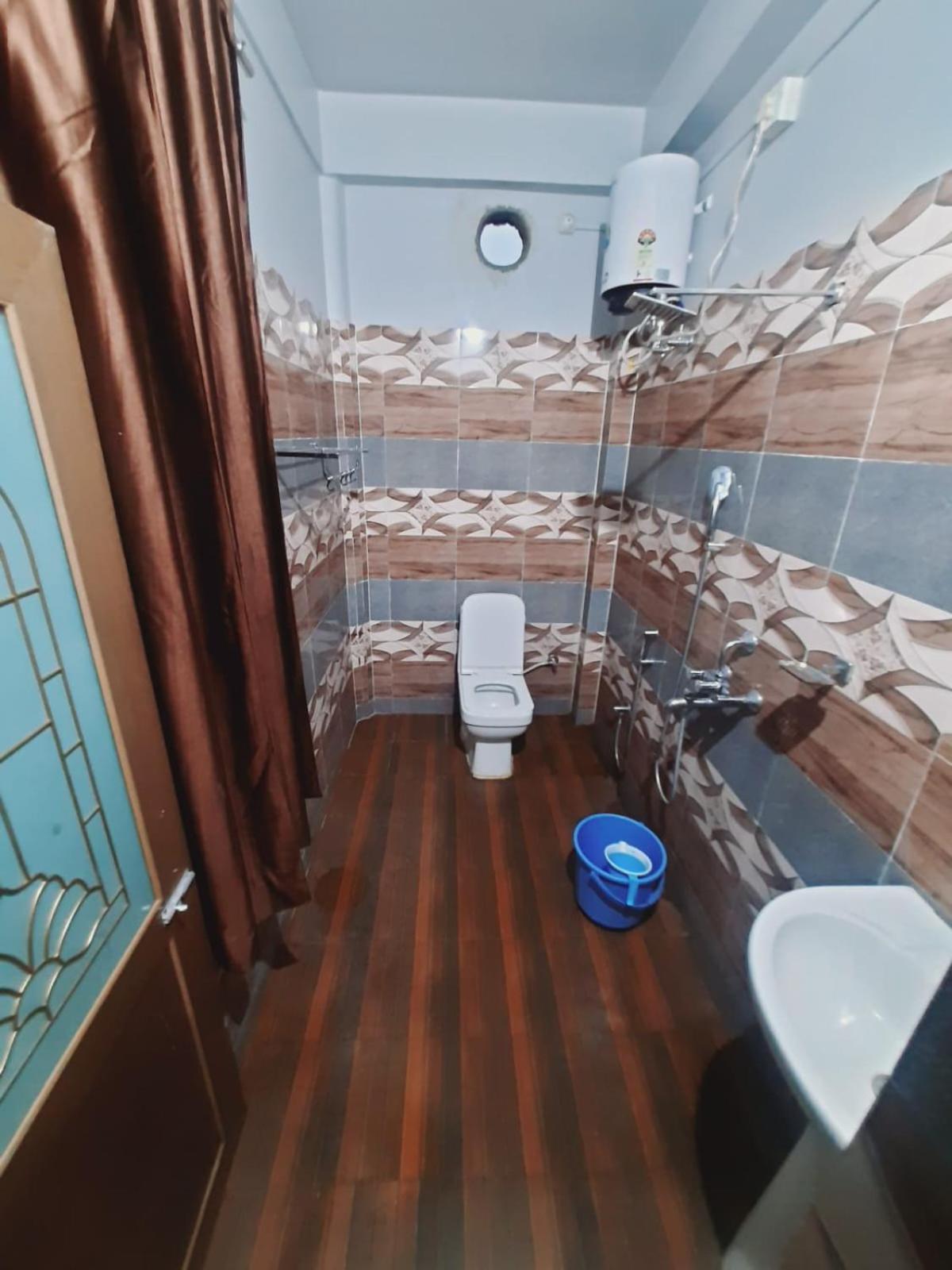 Hotel Knight Inn Airport Guwahati Zewnętrze zdjęcie